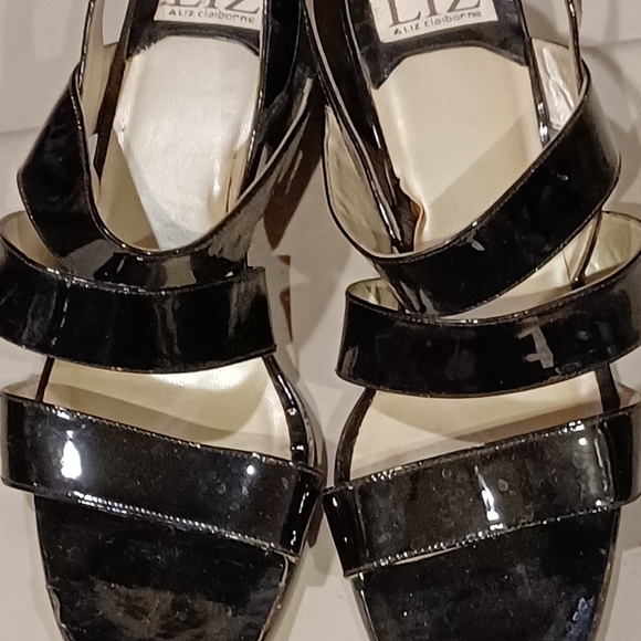 Liz Claiborne shoes - Picture 1 of 4